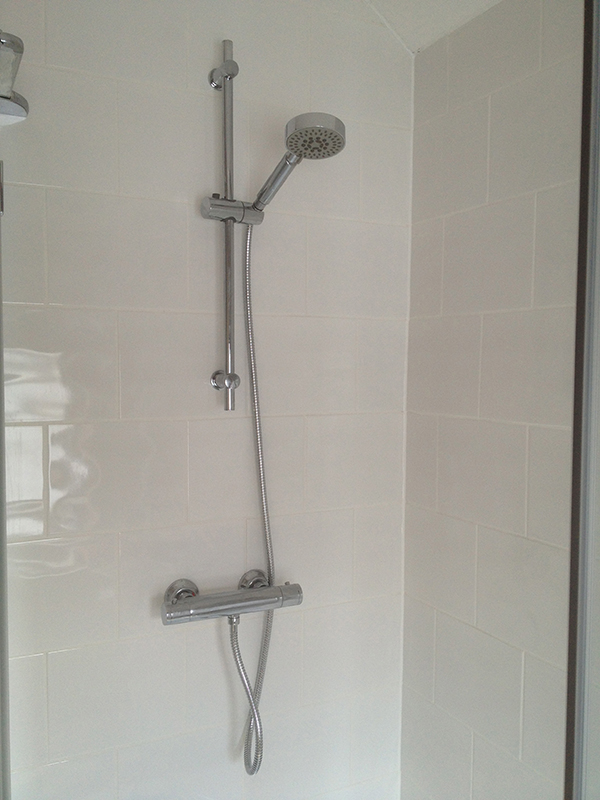 How to fit a bar mixer shower with a pushfit solution - UK