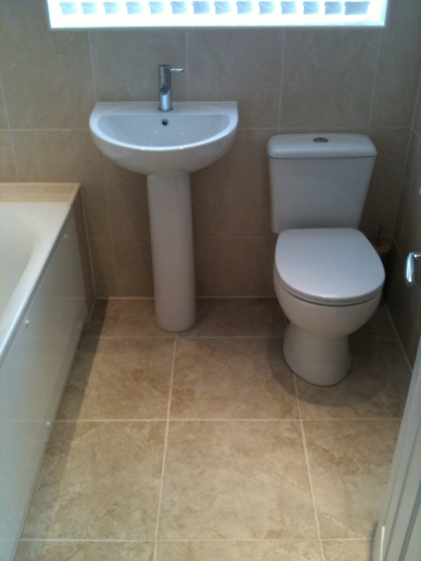 Bathroom Flooring Options - Tiled Ceramic