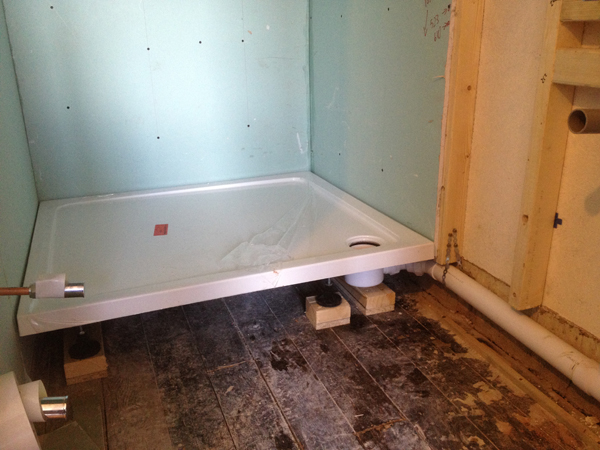 Fitting A Shower Tray In An En-Suite Shower Room