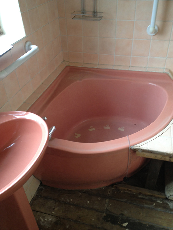 Replacing A Corner Bath With Bathroom Installation In Leeds