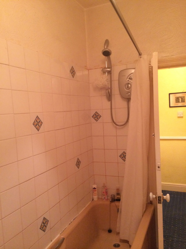 Old Bath To Be Replaced With A Shower With Bathroom Installation In Leeds
