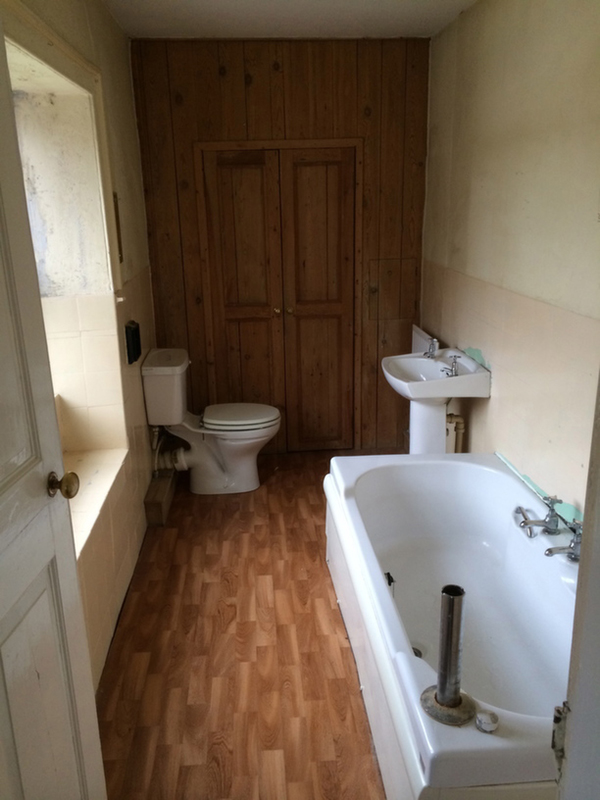 Existing Bathroom Prior To Renovation With Bathroom Installation In Leeds