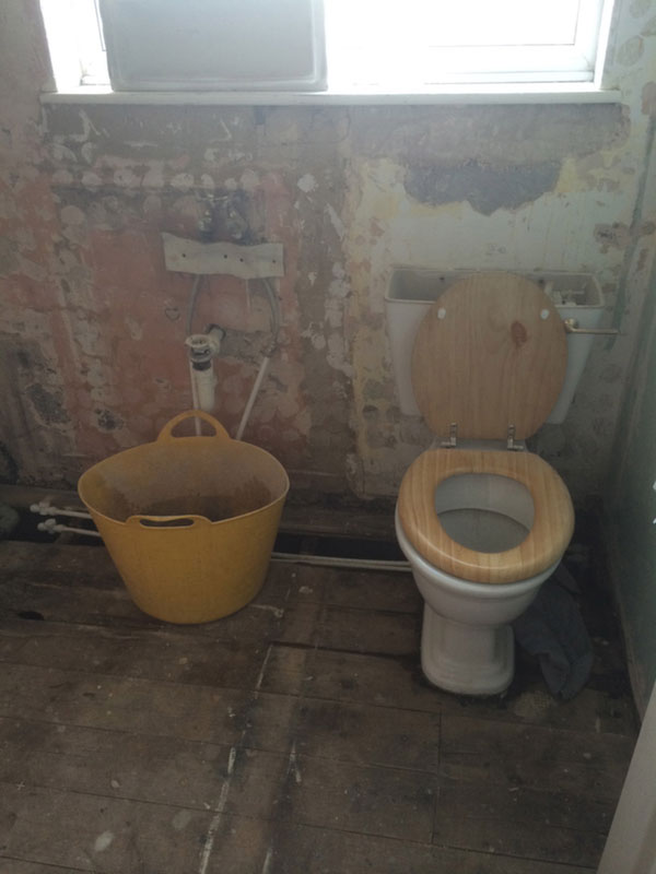 Temporary Toilet And Tap With Bathroom Installation In Leeds