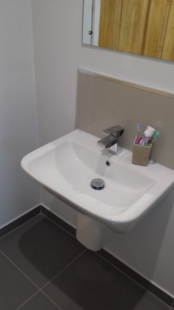 Fitting A Wall Hung Basin On Stud Uk Bathroom Guru - Fix Bathroom Sink To Wall
