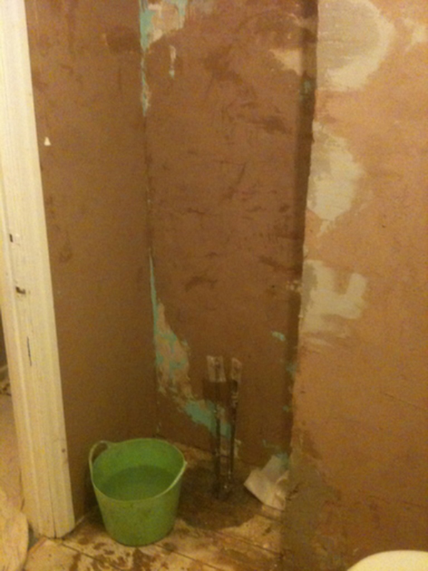 For Tiling Removing Old Tiles Uk, How To Remove Tile From Plaster Bathroom Walls