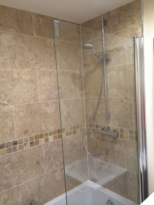Thermostatic bar mixer shower