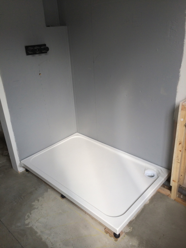 shower tray & tanked shower area