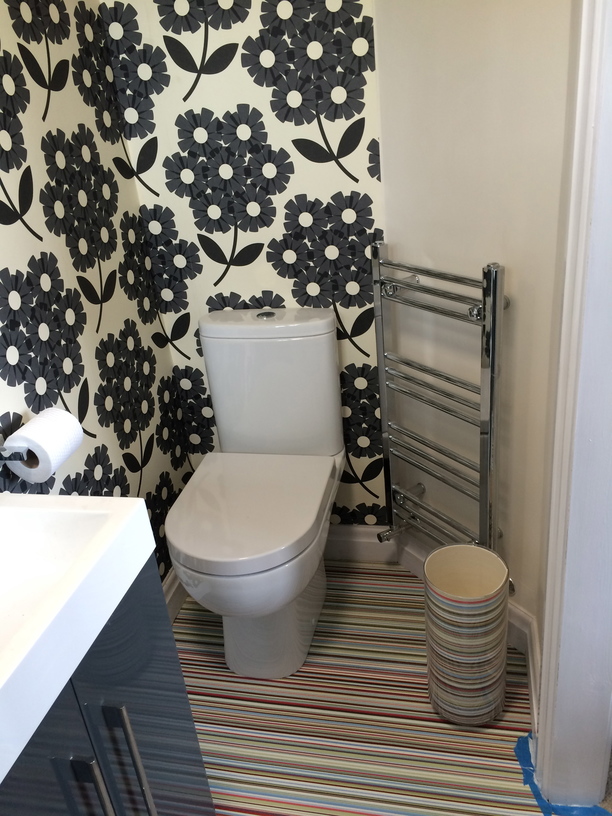 WC & radiator in en suite