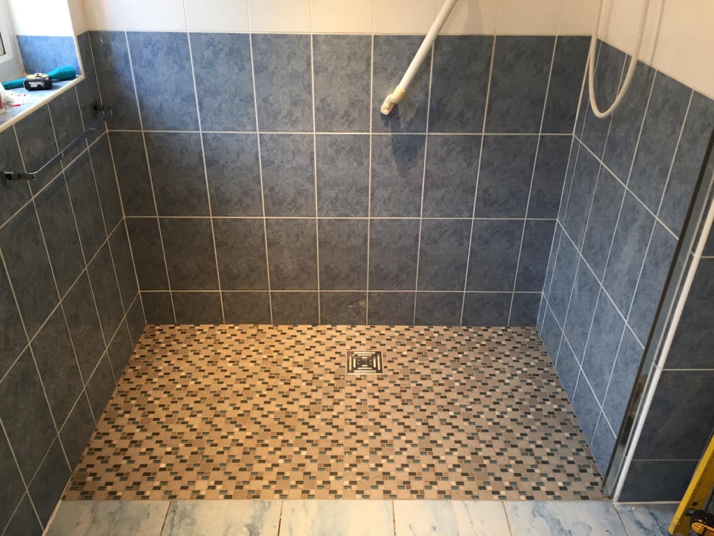 Fully tiled & grouted wet room tray