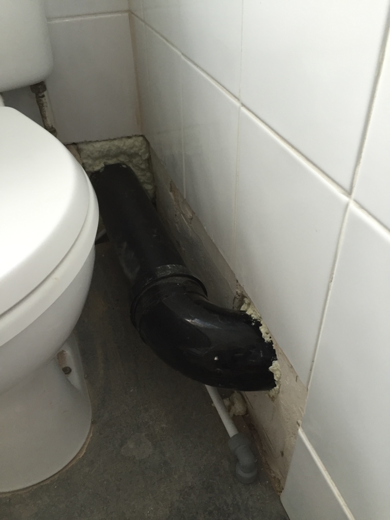 1st fix drainage for en suite WC