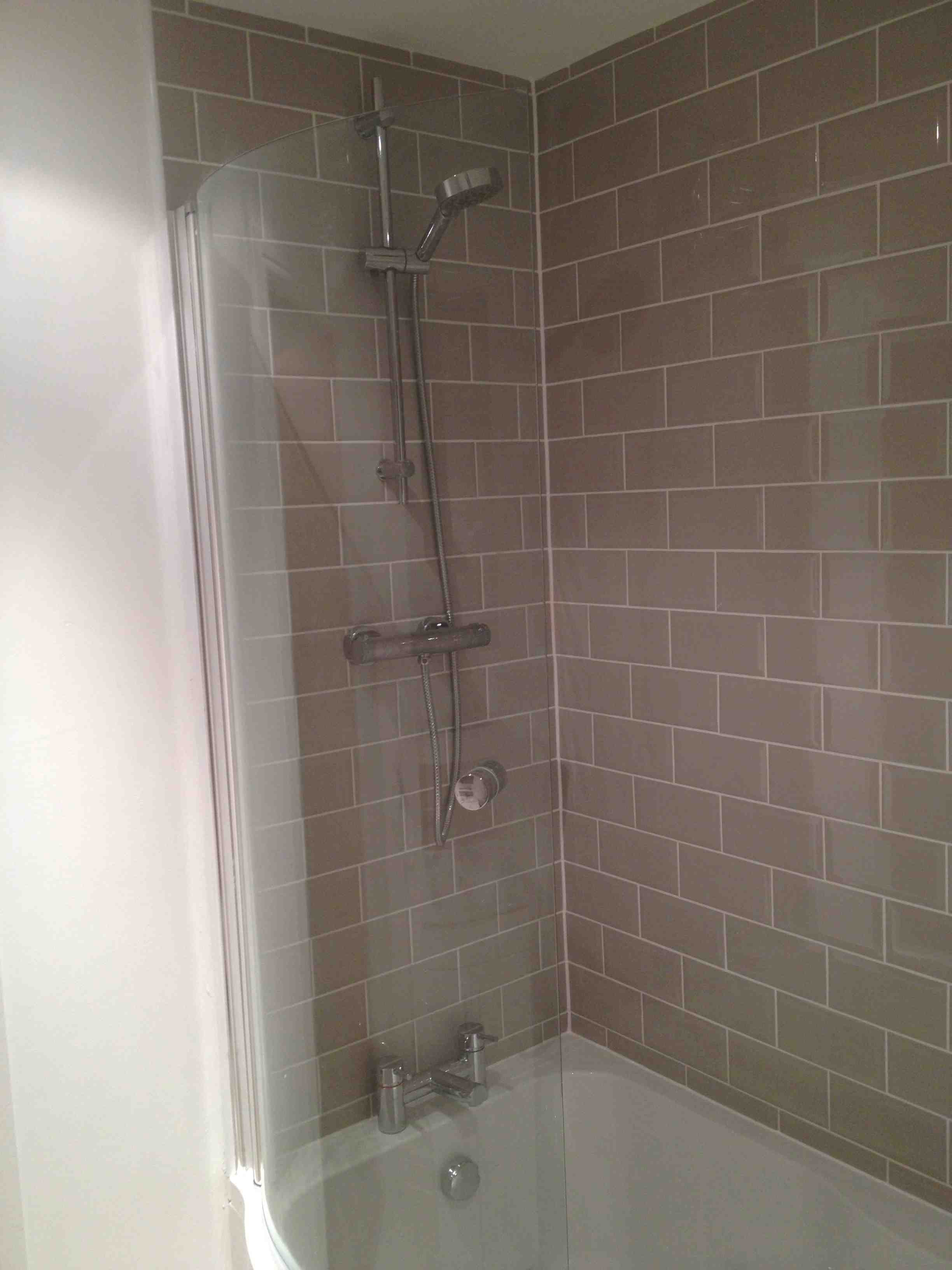 Half Tiled Or Fully Tiled Bathroom Walls? - Uk Bathroom Guru